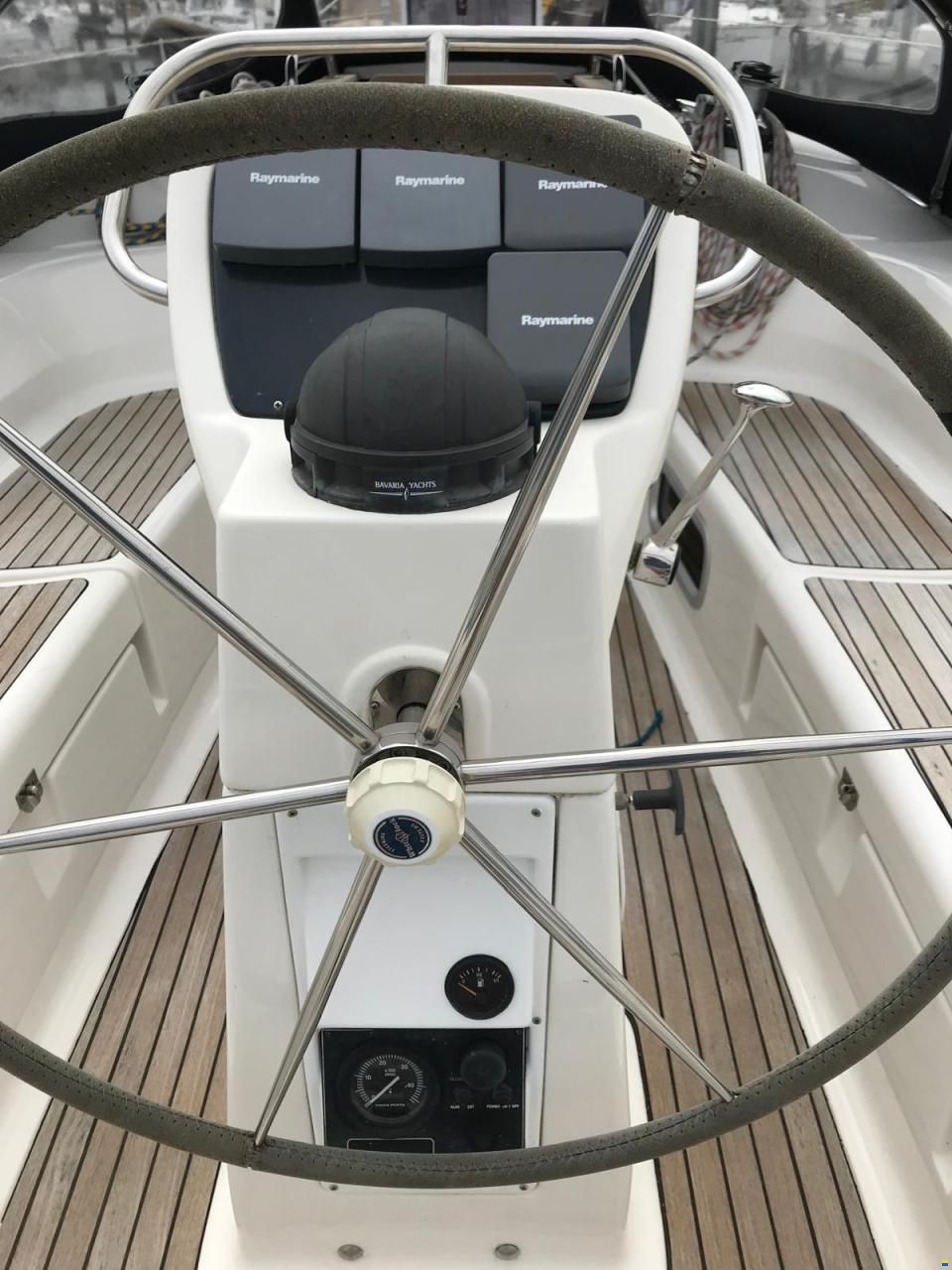 Bavaria 37