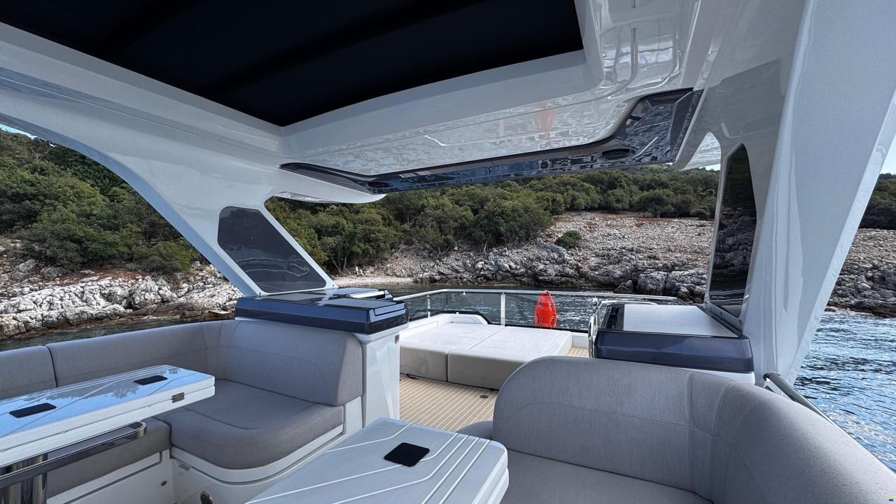 Galeon 560 Fly, 2025
