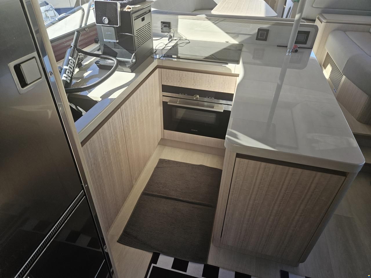 Galeon 560 Fly, 2025