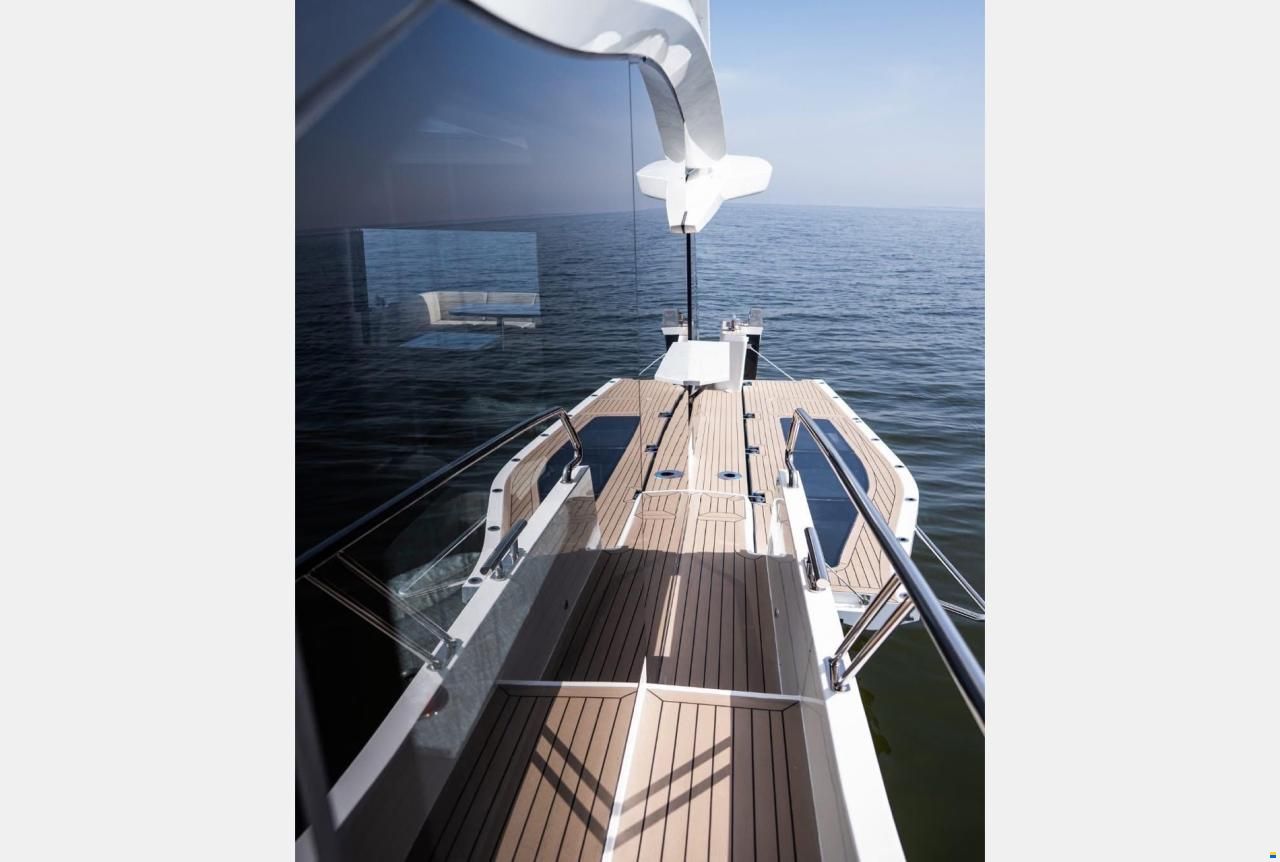 Galeon 560 Fly, 2025