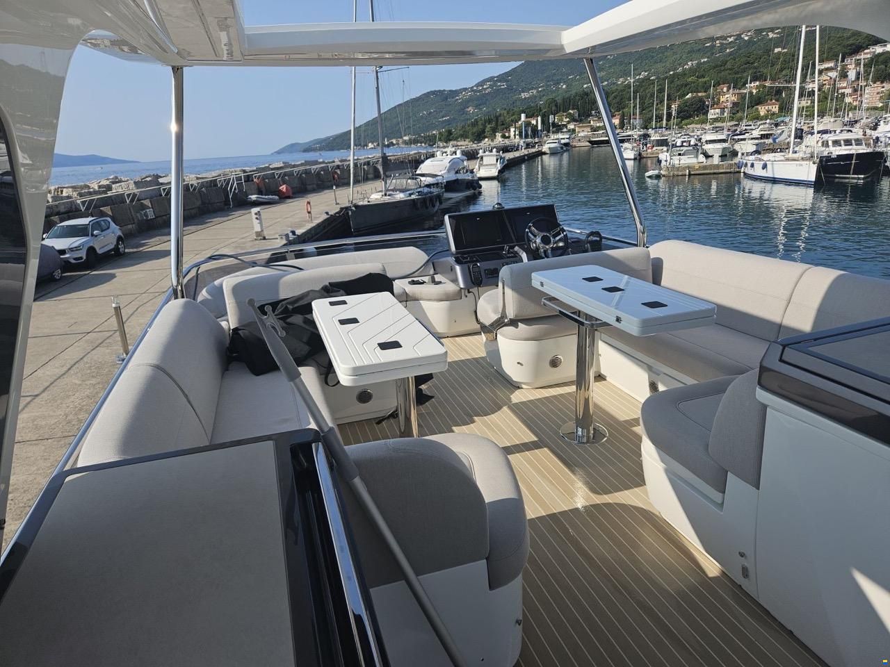 Galeon 560 Fly, 2025