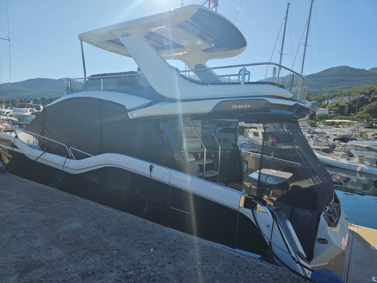 Galeon 560 Fly, 2025