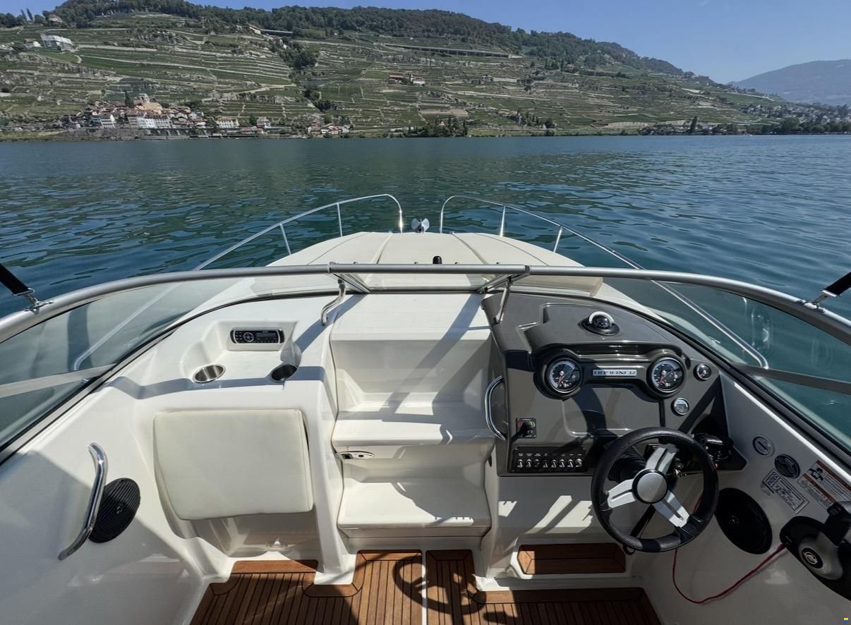 Bayliner 742R + place de port a louer