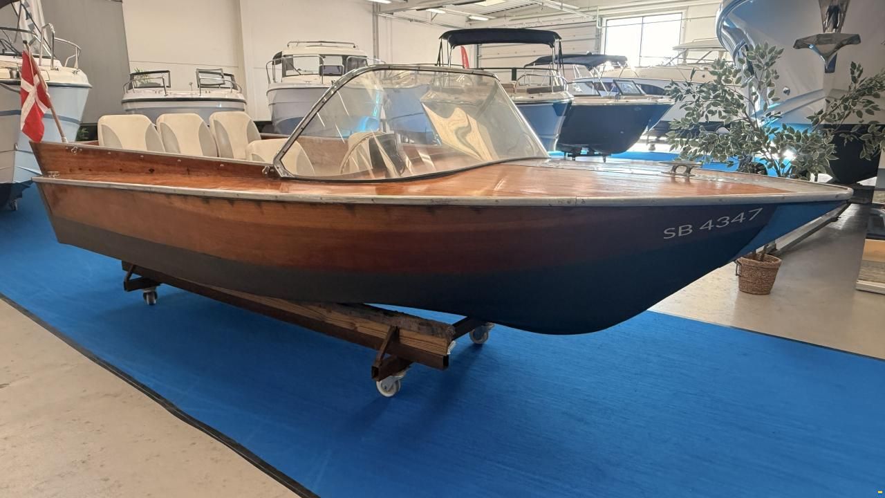Speedbåd
