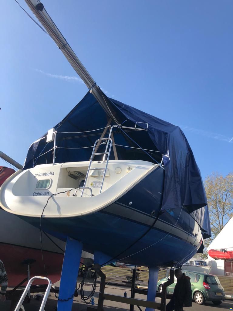 Beneteau Oceanis 323