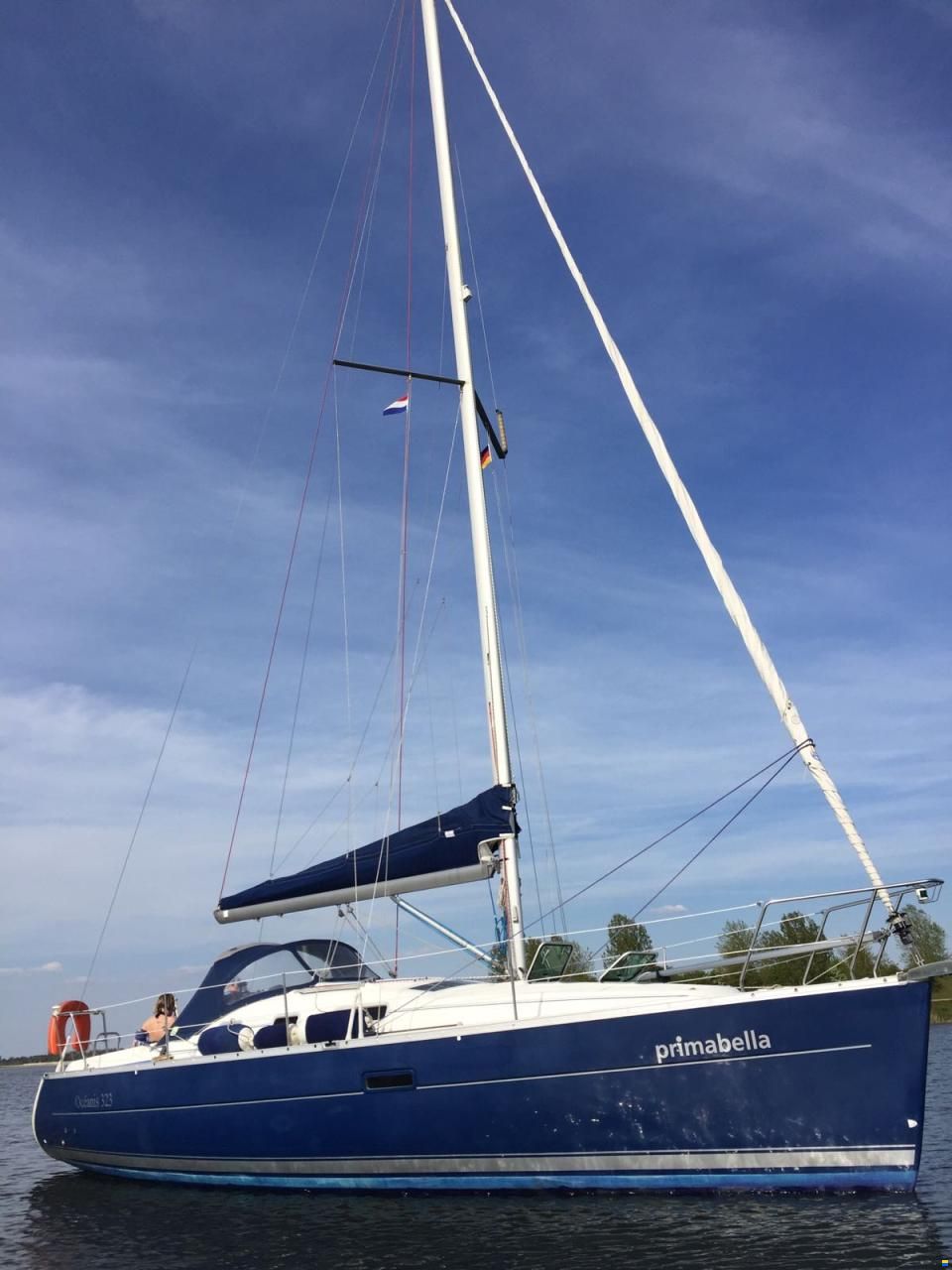 Beneteau Oceanis 323