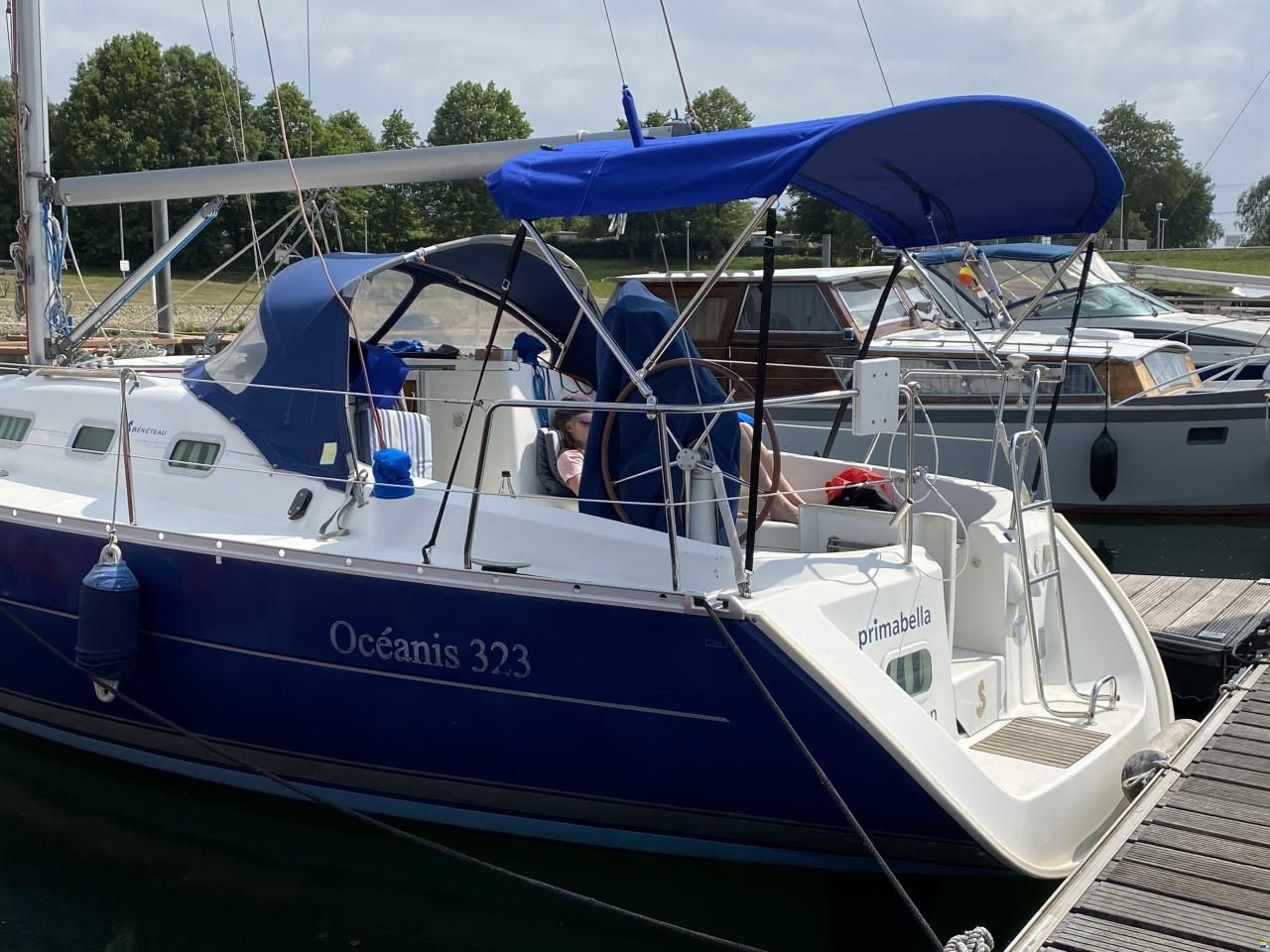 Beneteau Oceanis 323