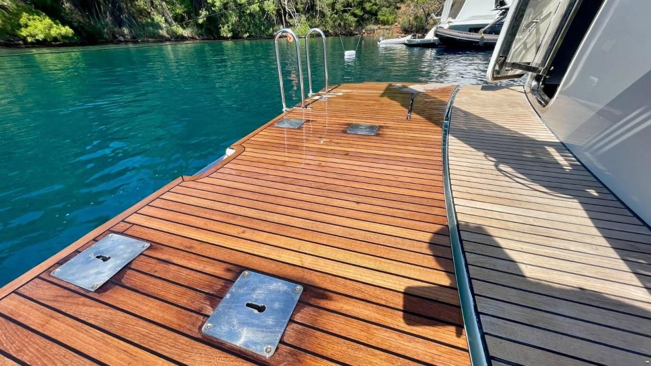 Beneteau Swift Trawler 52