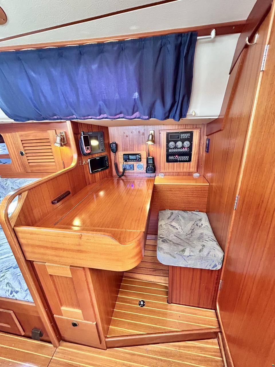 Hallberg-Rassy 34