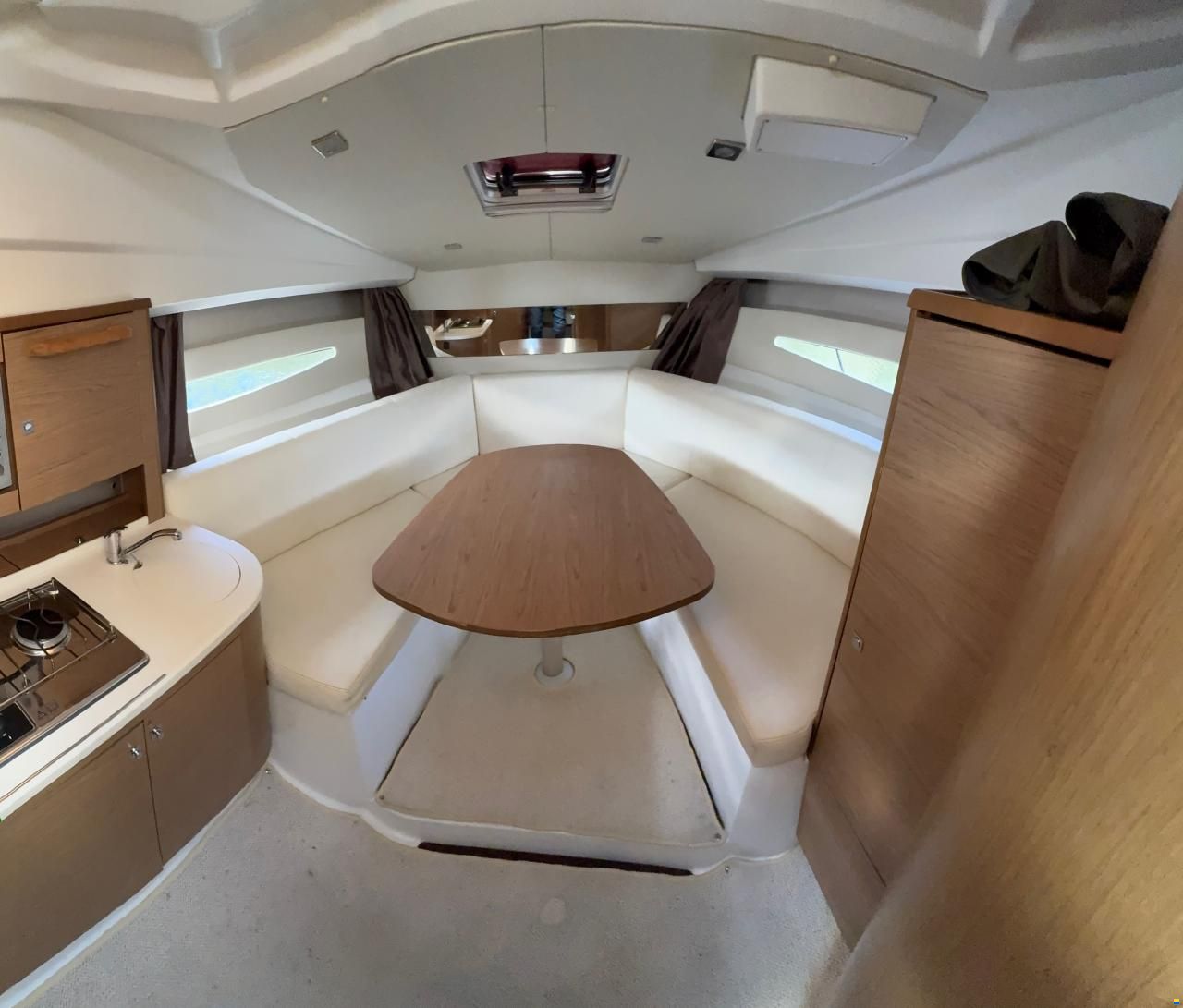 Jeanneau Leader 8