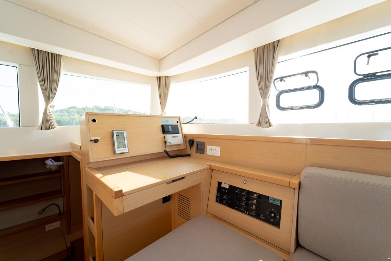 Lagoon 40 MY