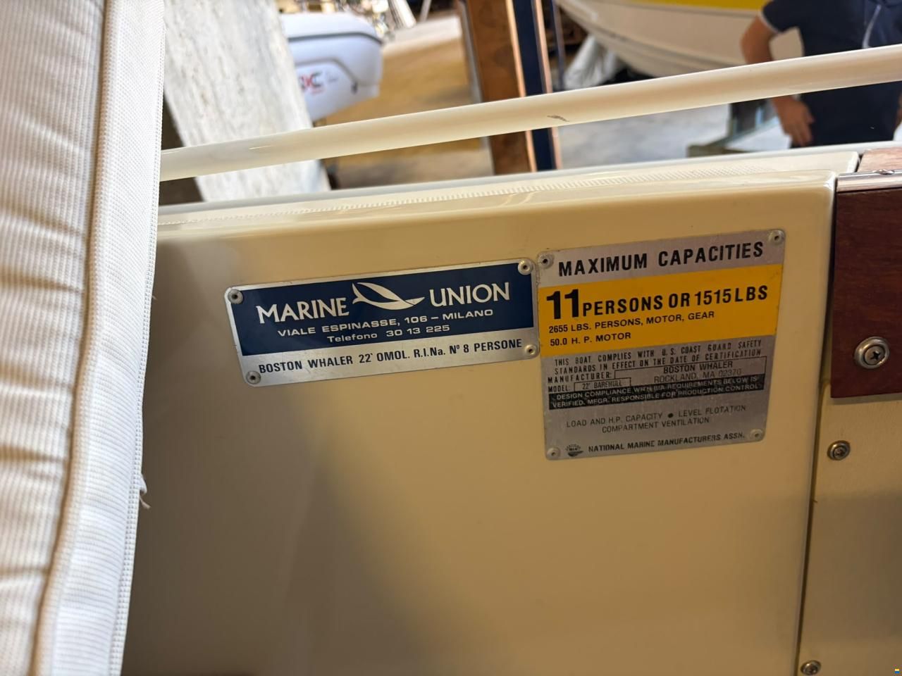 Boston Whaler Outrage 22
