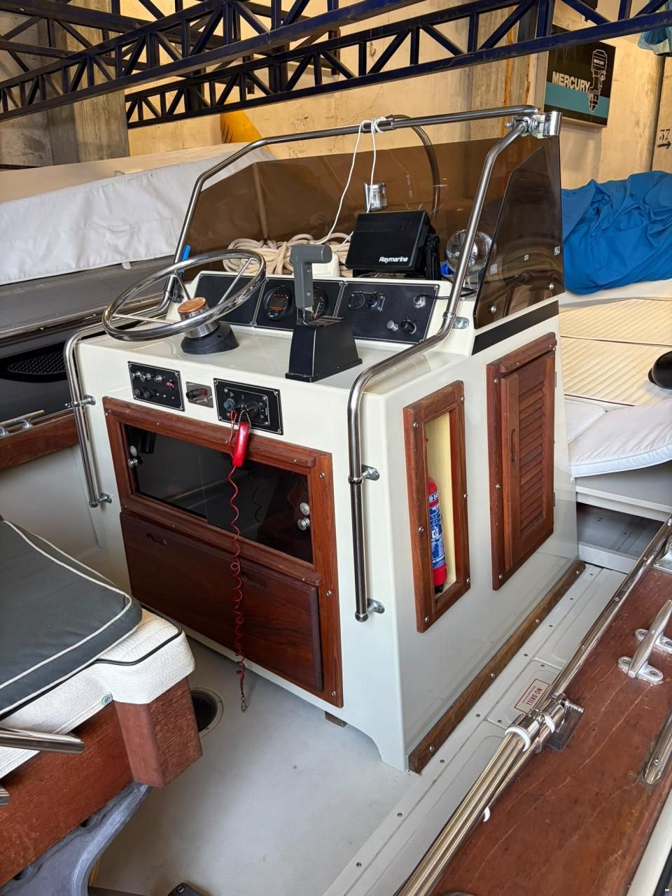 Boston Whaler Outrage 22