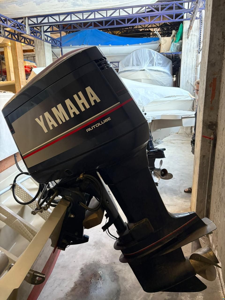 Boston Whaler Outrage 22