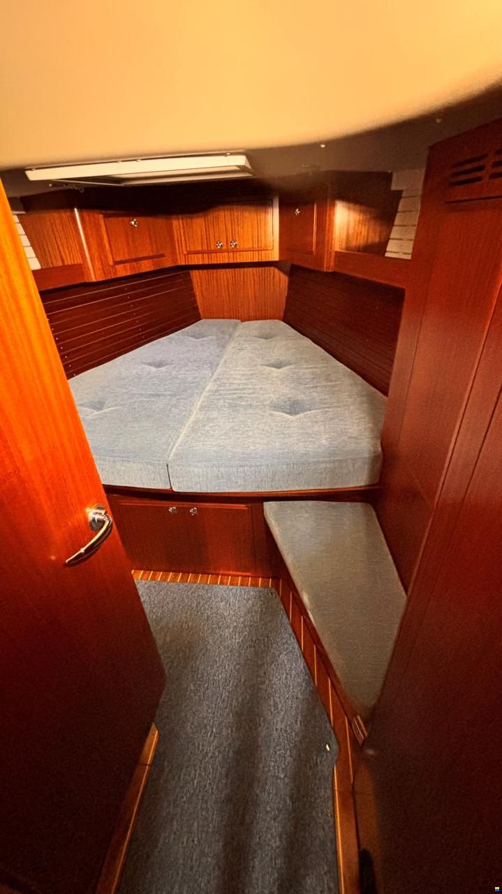 Hallberg-Rassy 412