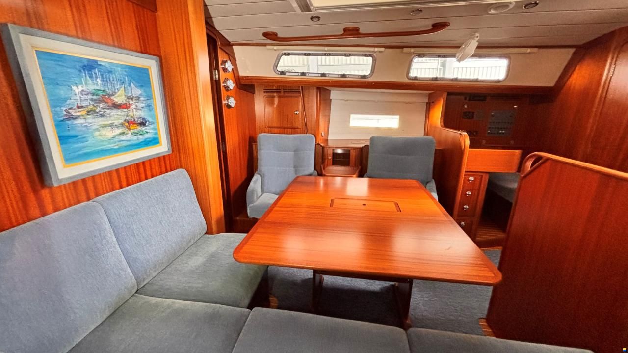 Hallberg-Rassy 412