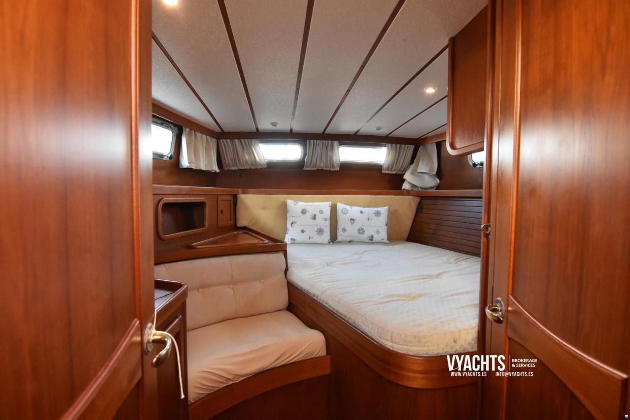 Nauticat 38