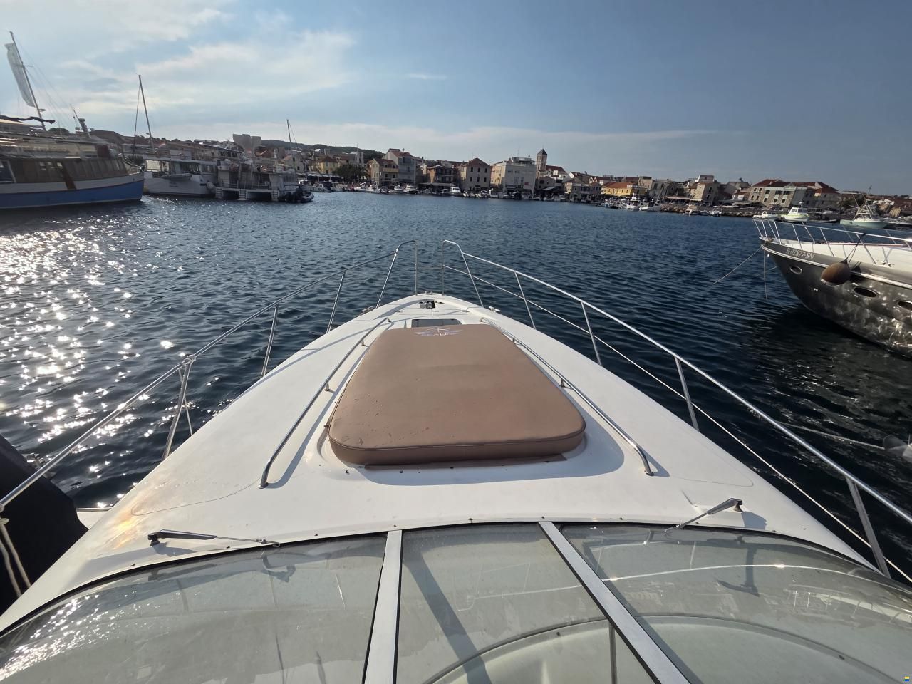 Sealine S37