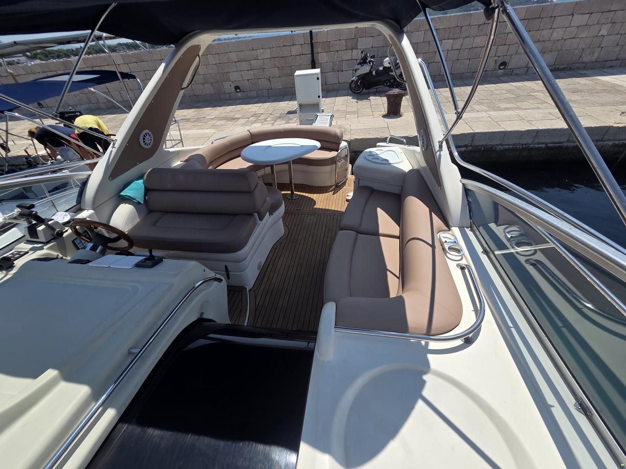 Sealine S37