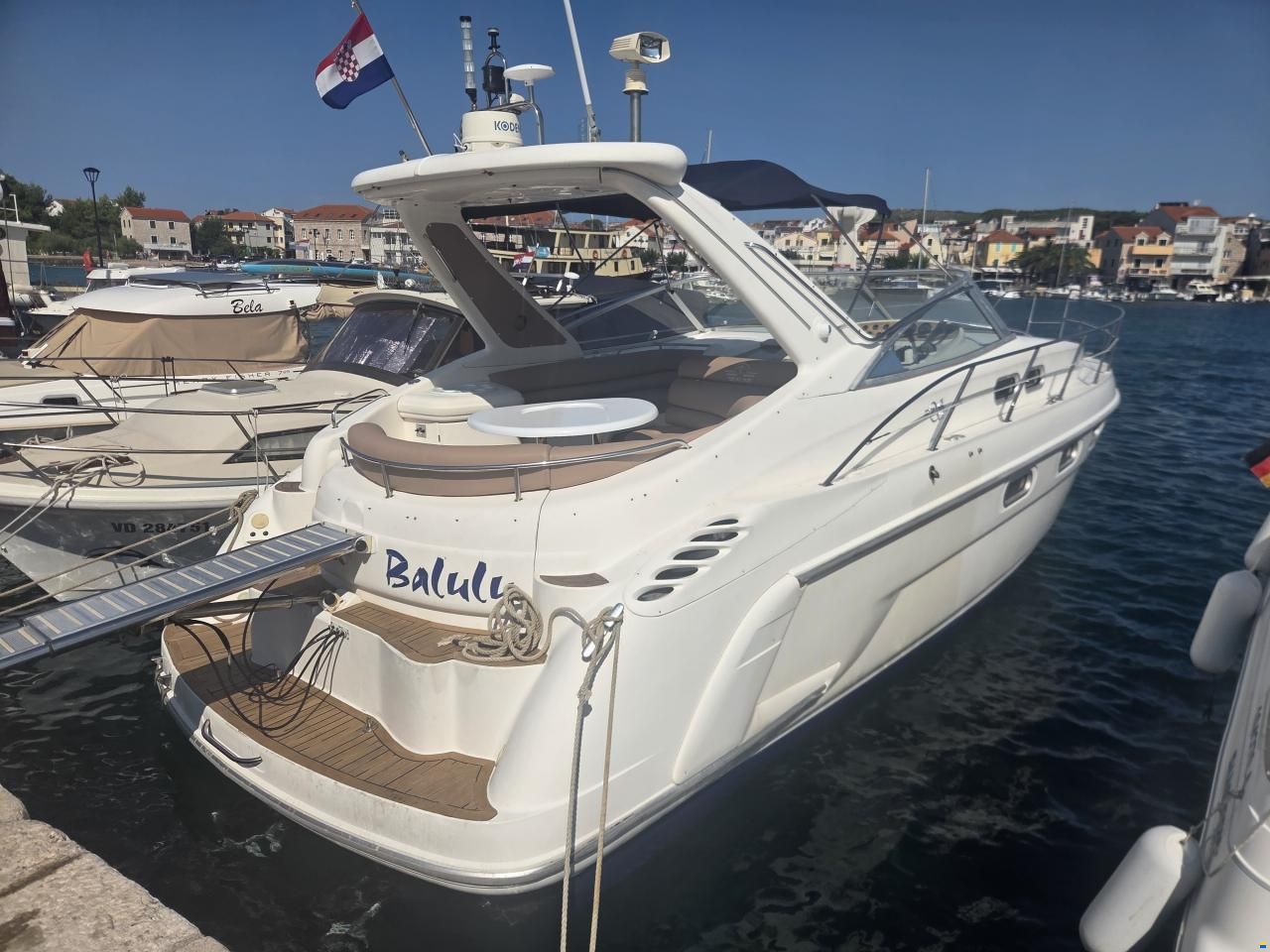 Sealine S37