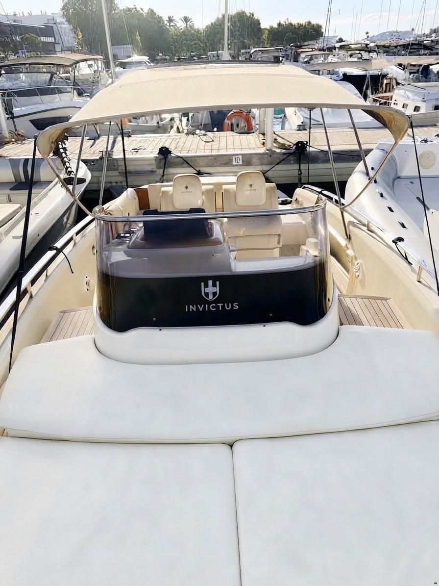 INVICTUS 280 GT