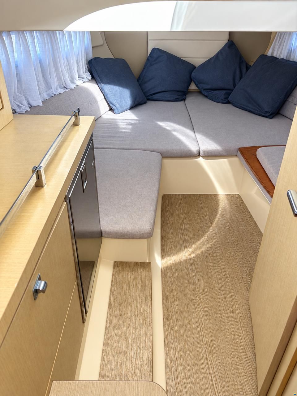 INVICTUS 280 GT