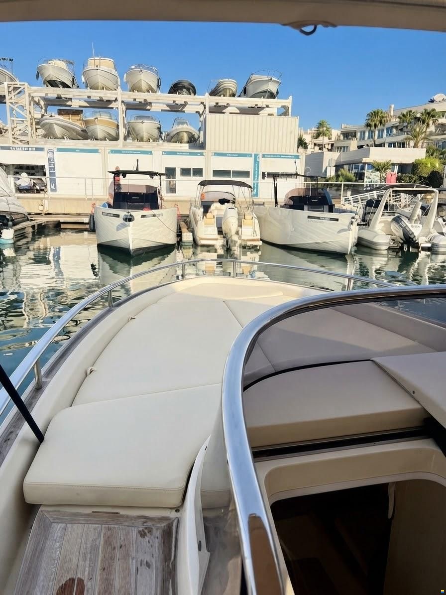 INVICTUS 280 GT