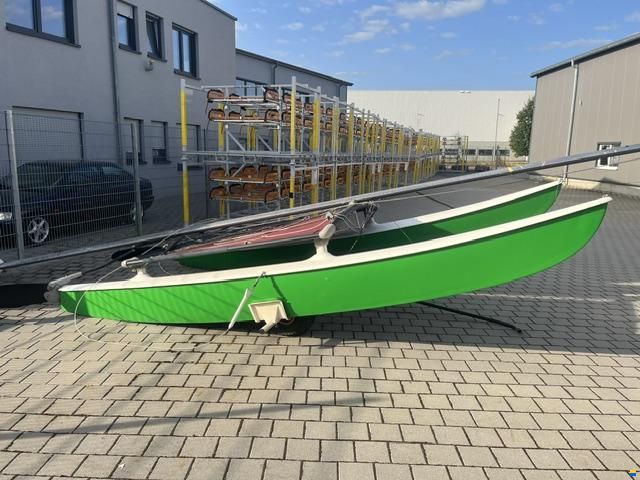 Hobie Cat 16