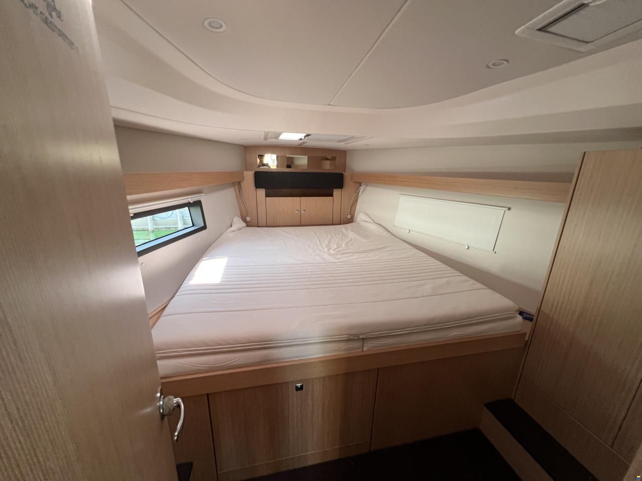 Bavaria C 42