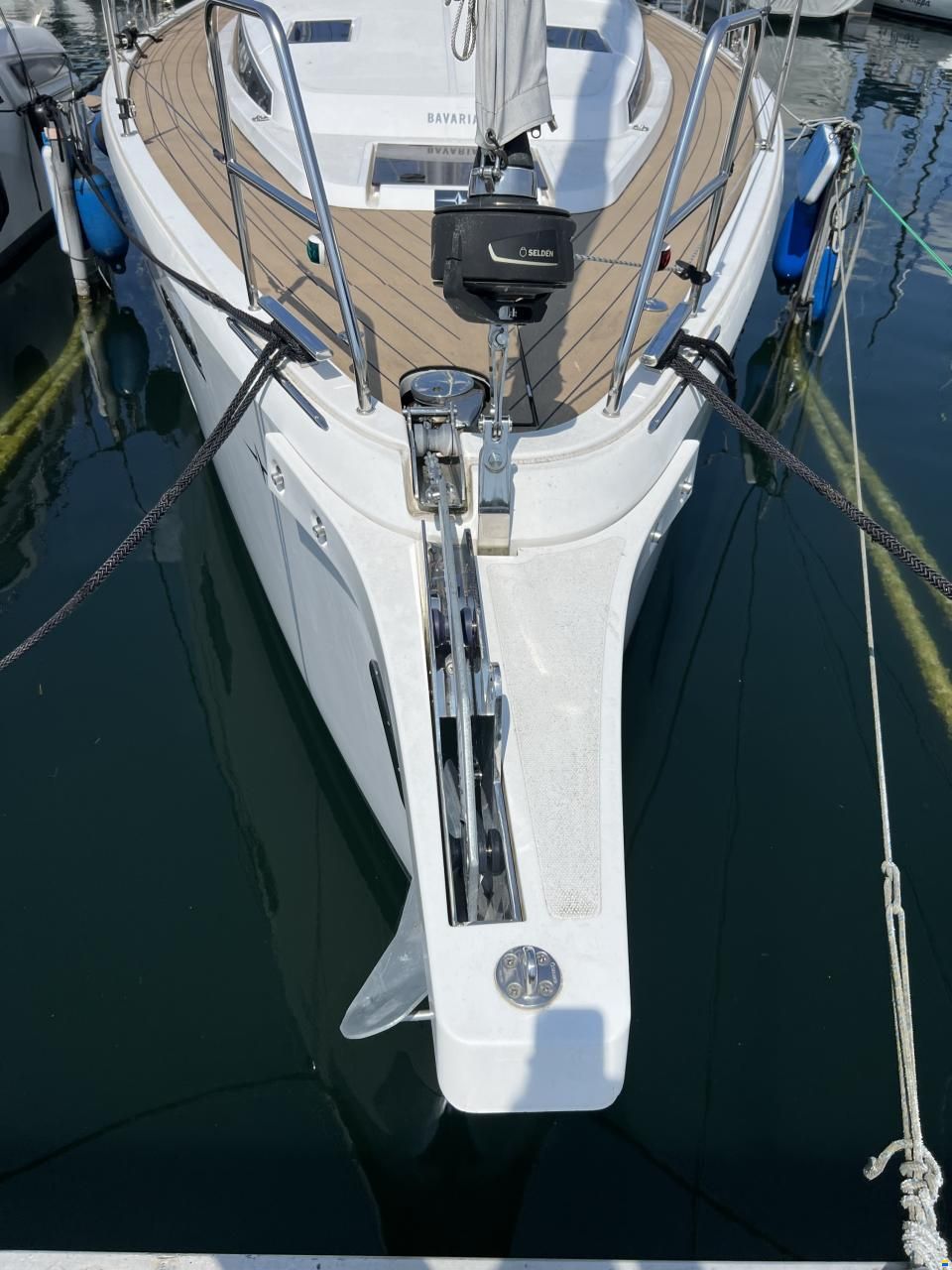 Bavaria C 42