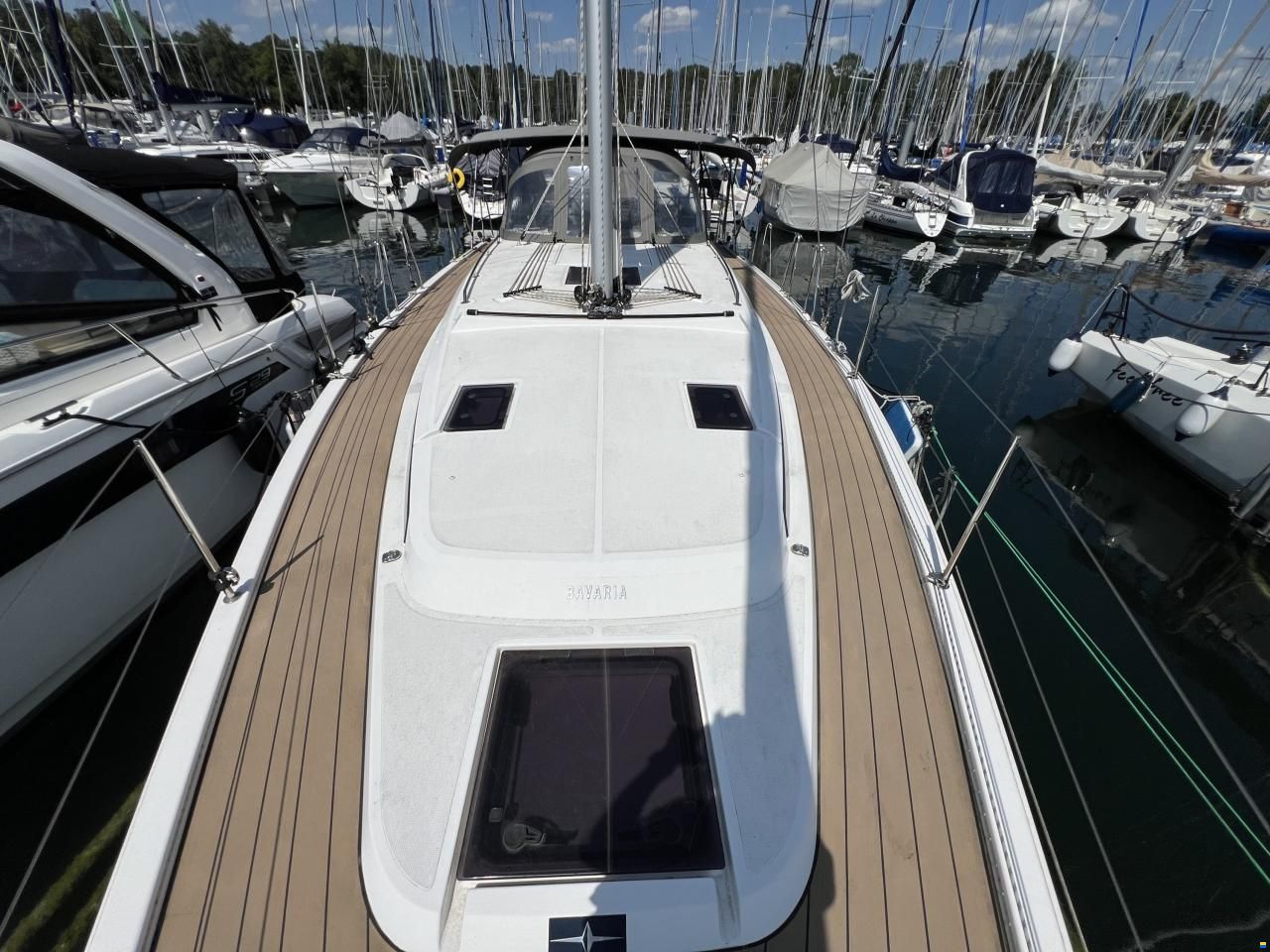 Bavaria C 42