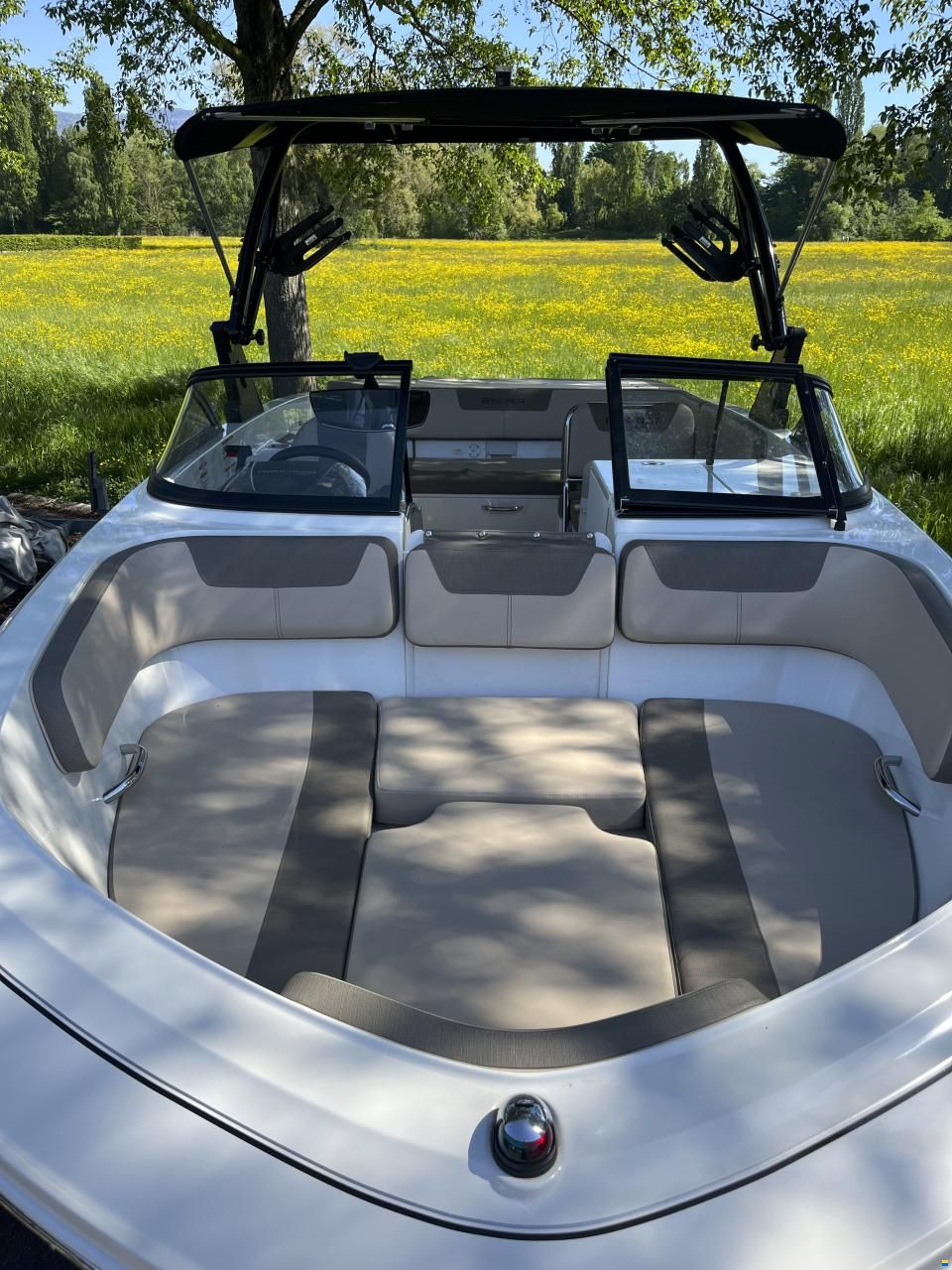Bayliner VR6