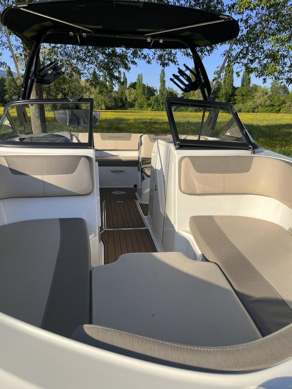 Bayliner VR6