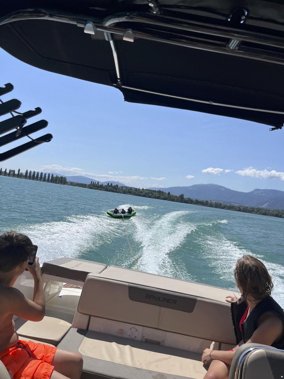 Bayliner VR6