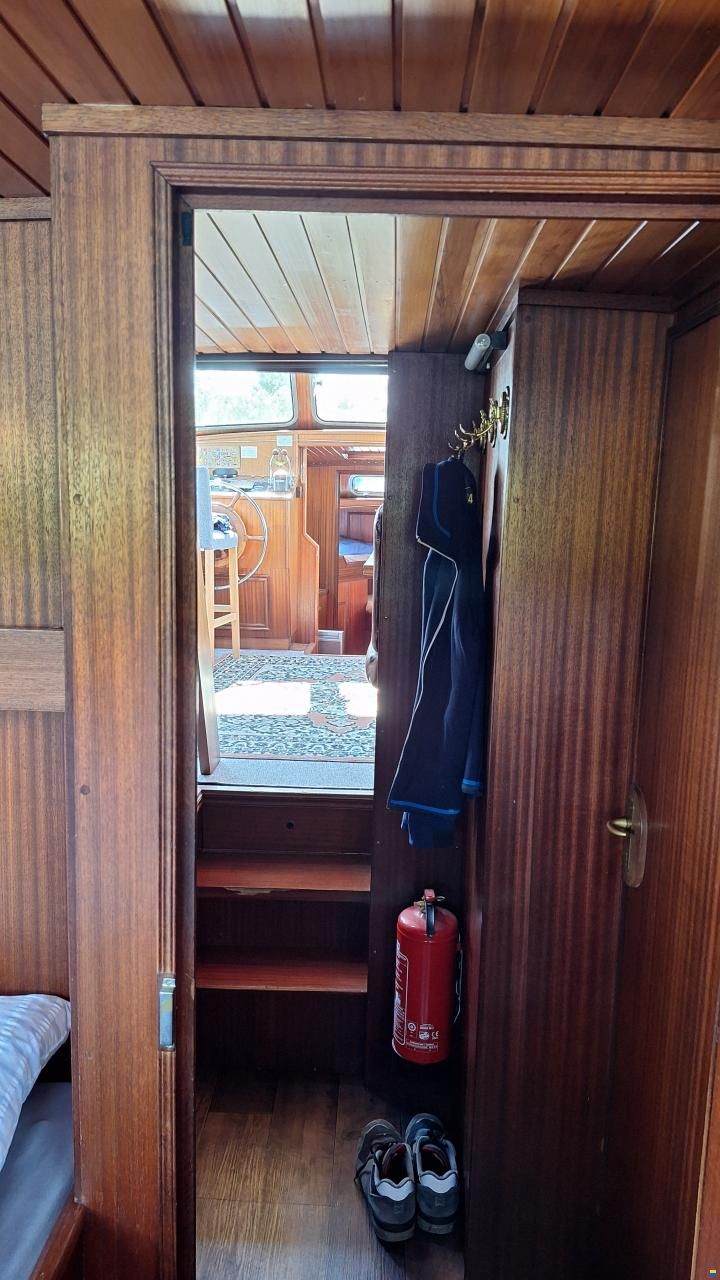 Van der Valk Valkkruiser 1300 AK