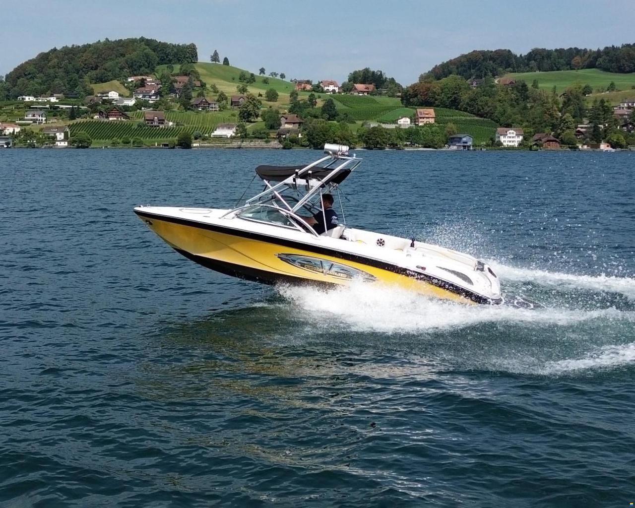 Correct Craft Super Air Nautique 210