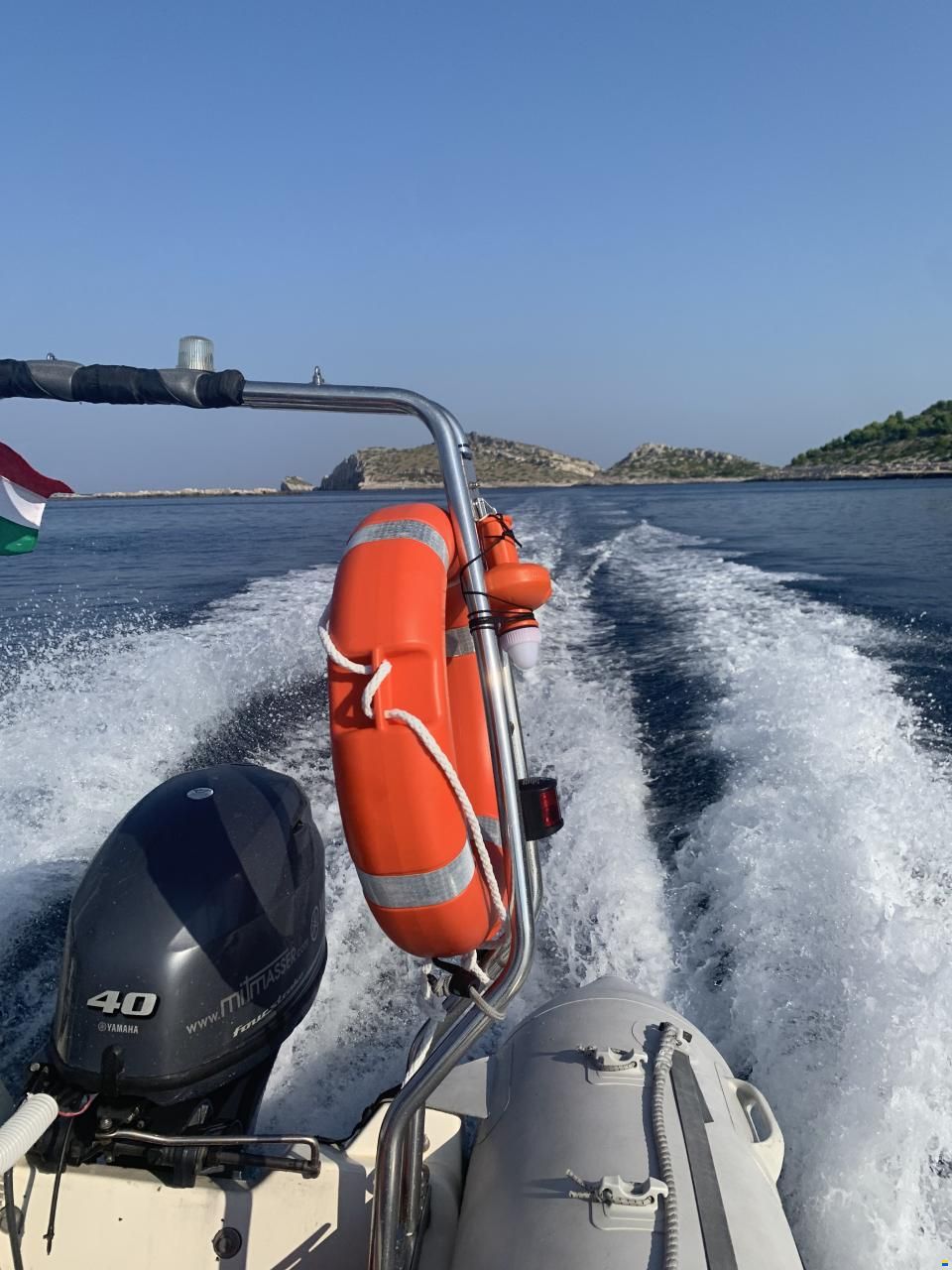 Bombard Explorer WB 420