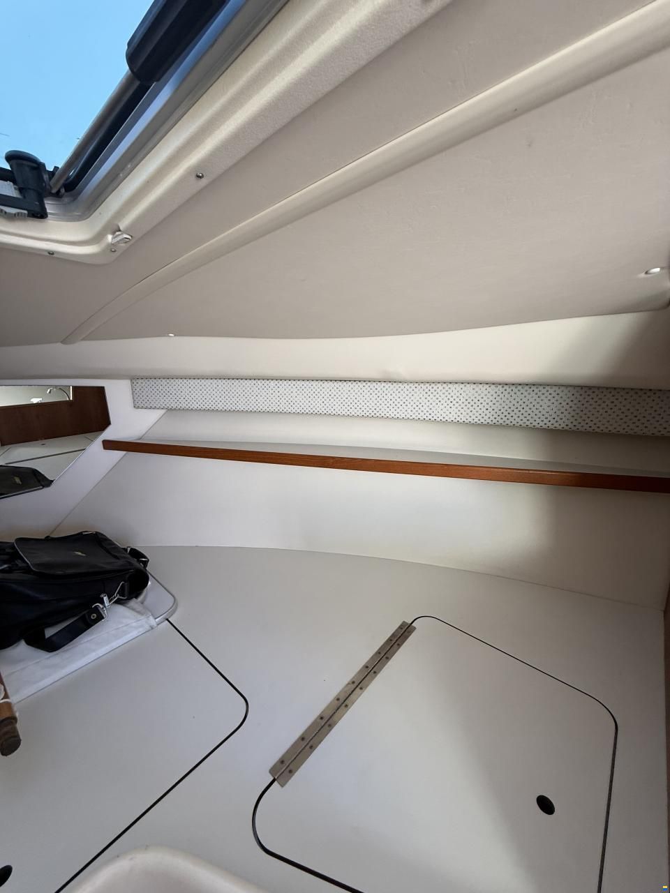 Tiara 2900 Coronet