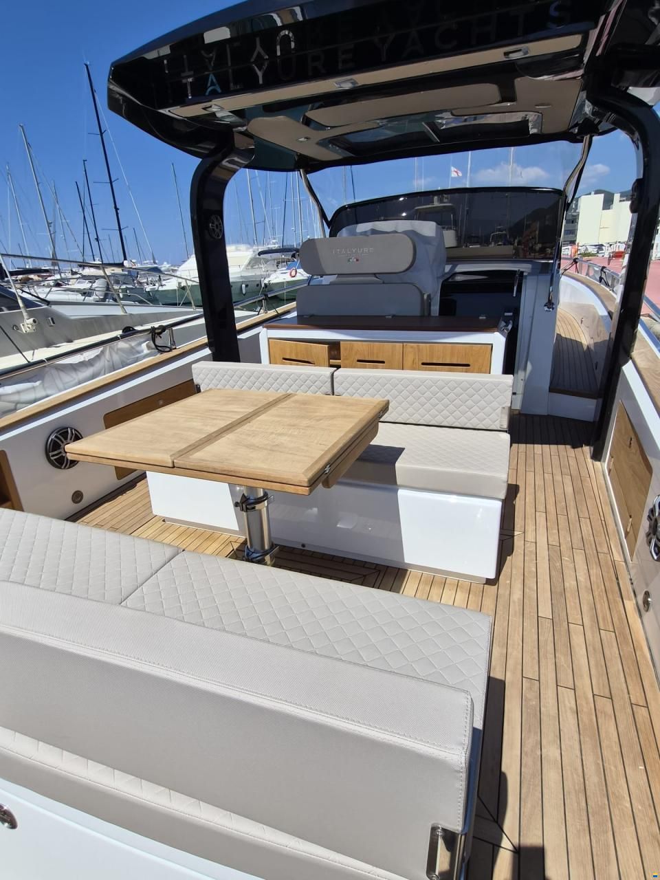 Italyure 38 sport