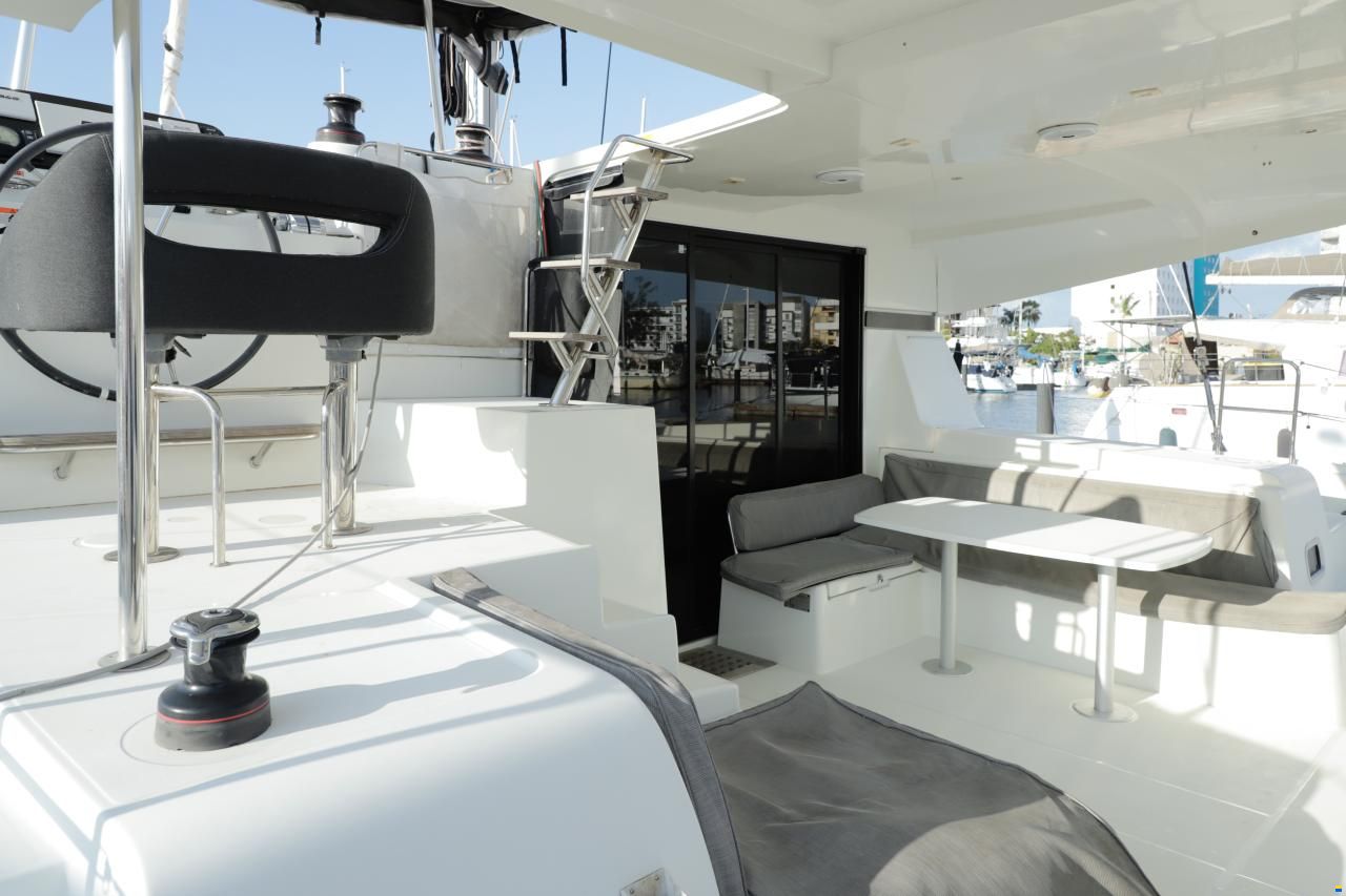 Lagoon 2021 Lagoon 42 Sailing Catamaran