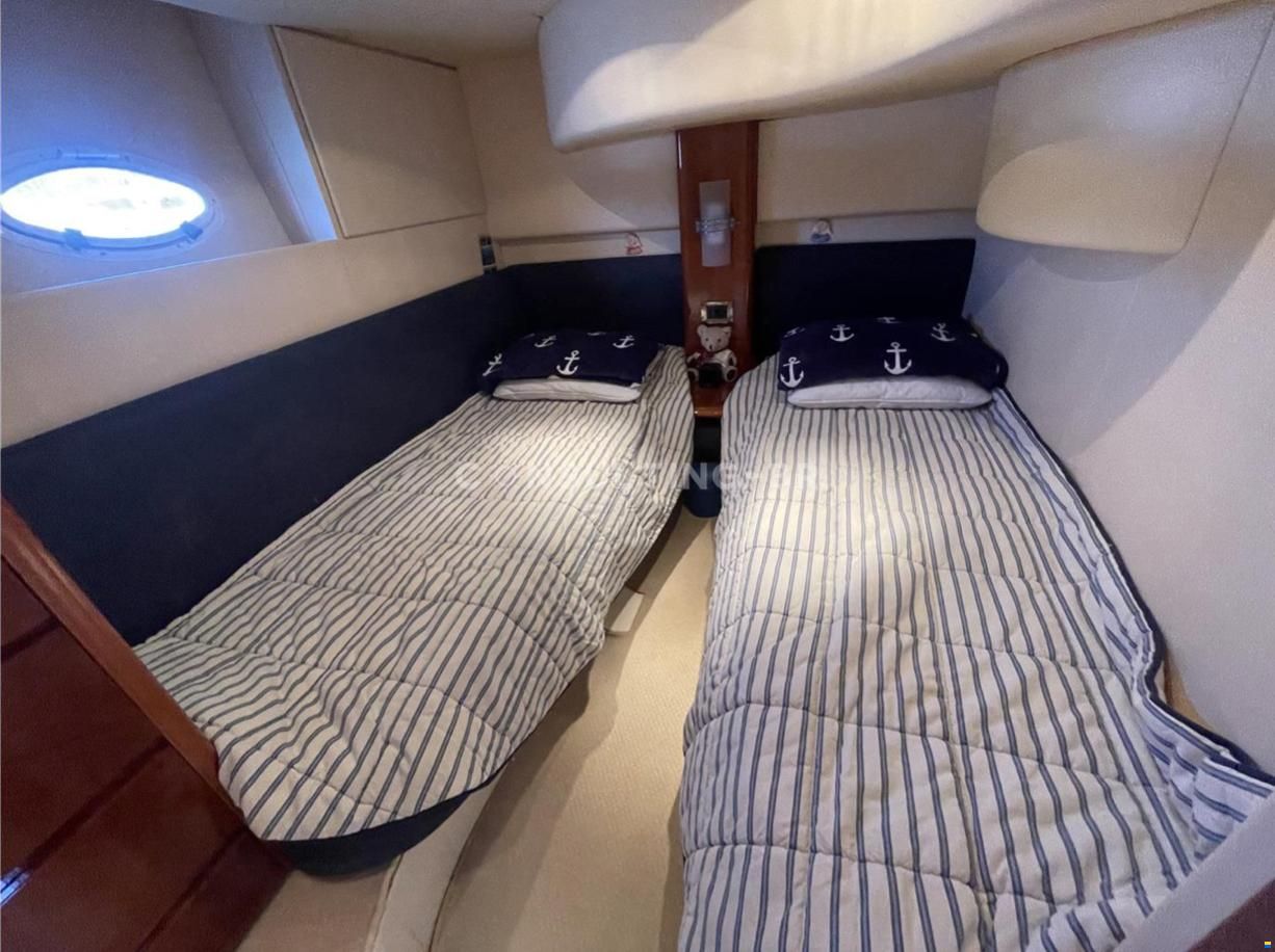 Azimut 42 Fly