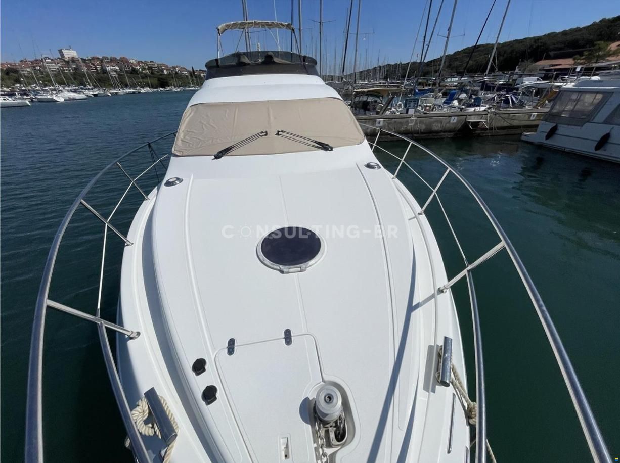 Azimut 42 Fly