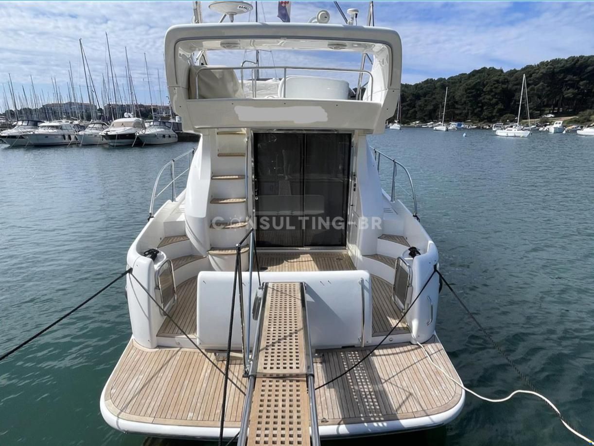 Azimut 42 Fly