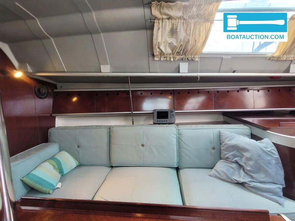 Beneteau First 32s5
