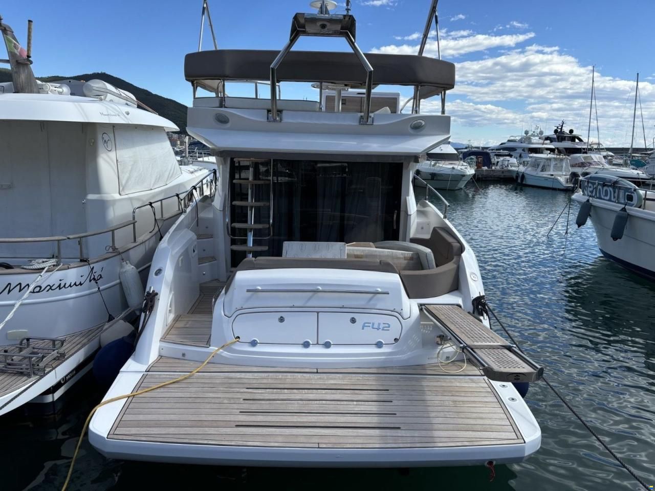 Sessa F 42