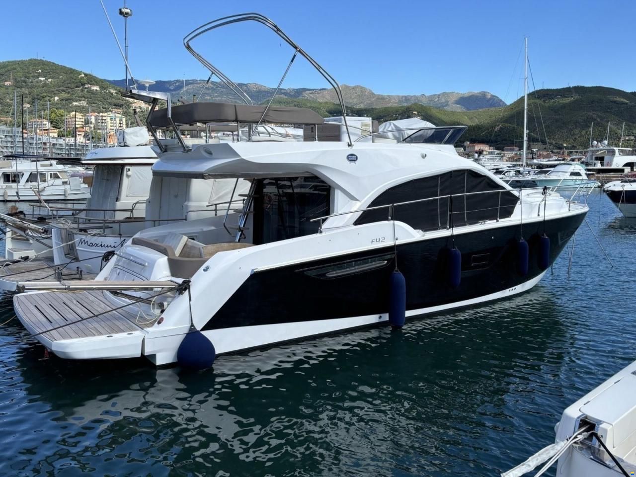 Sessa F 42
