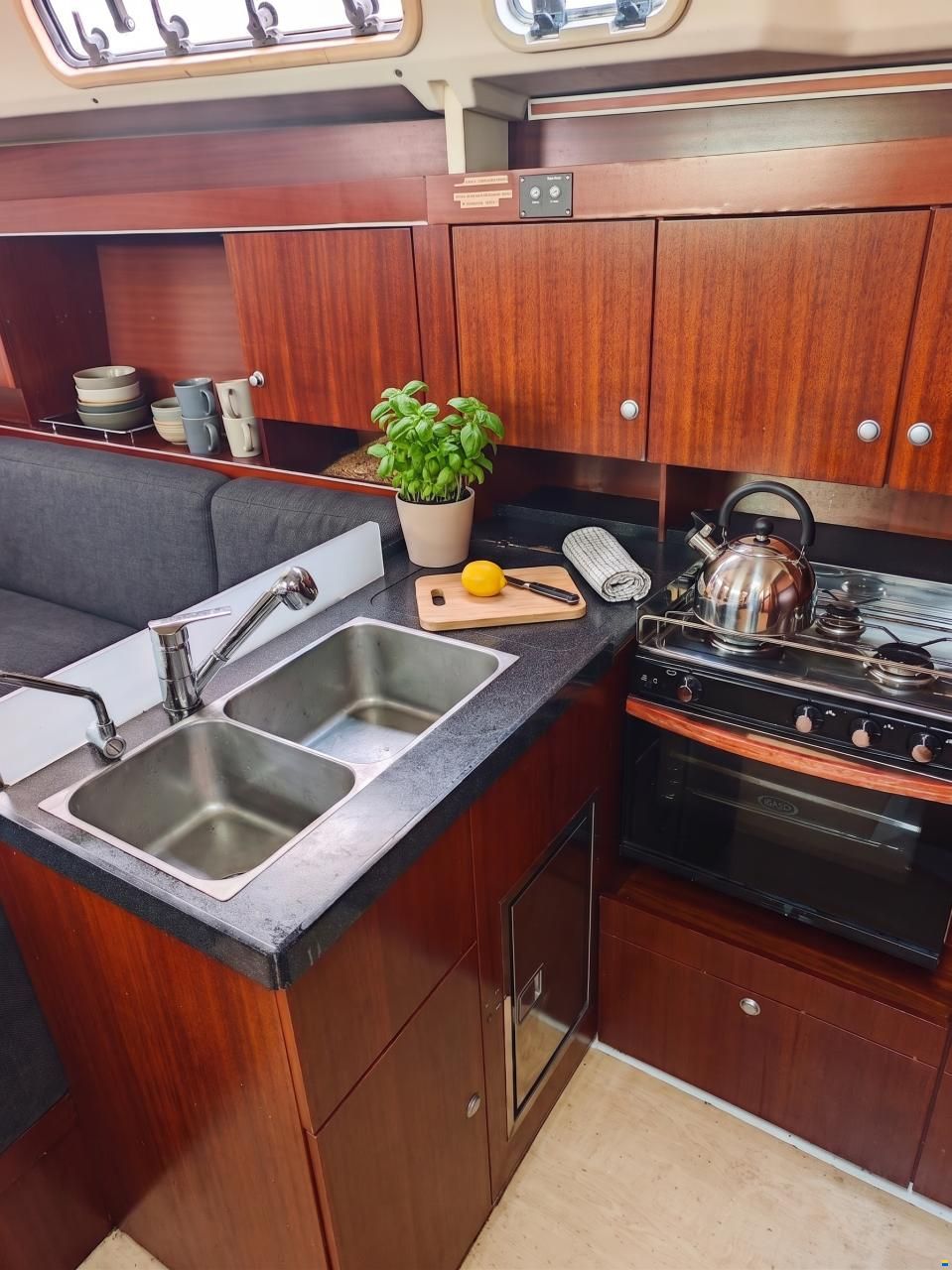 Hanse 445