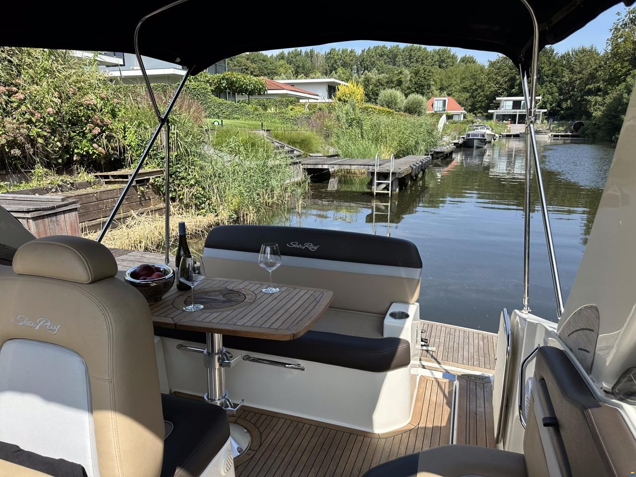 Sea Ray 265 Sundancer