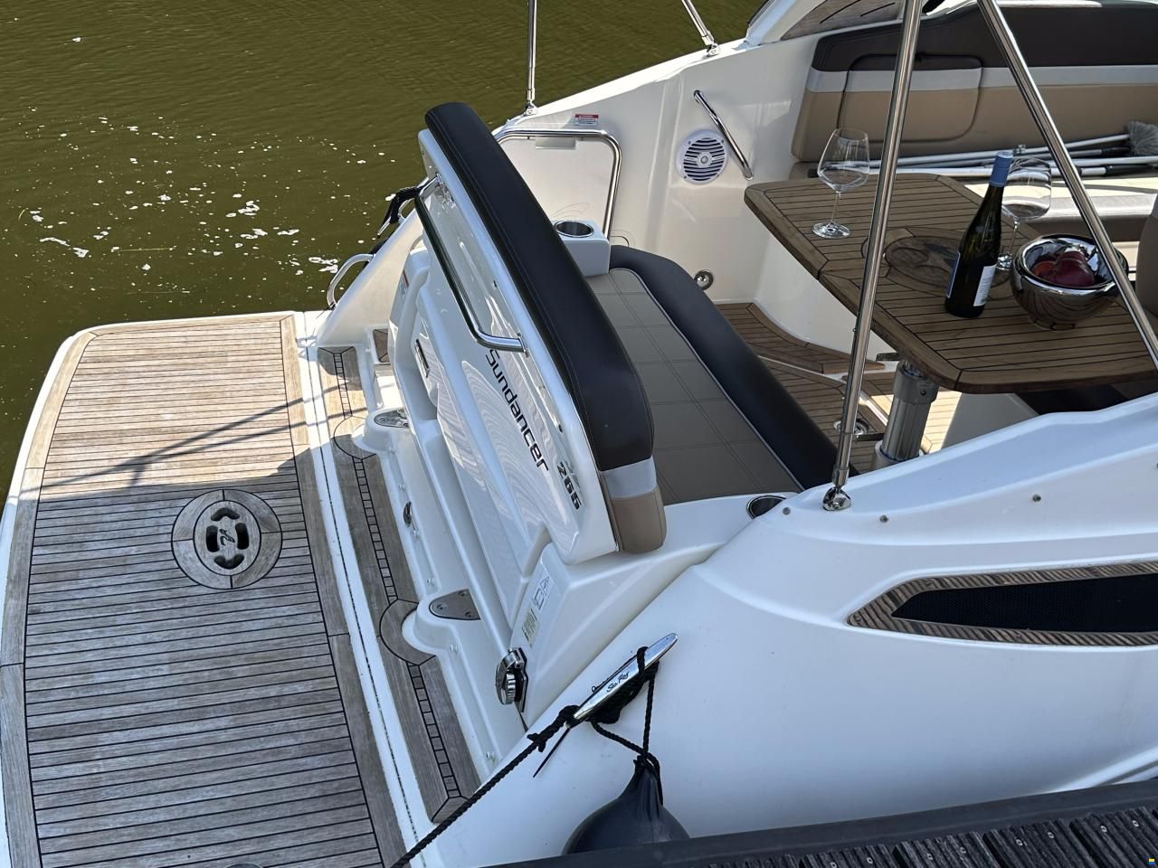 Sea Ray 265 Sundancer