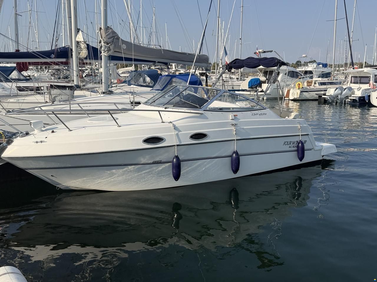 Four Winns 238 Vista